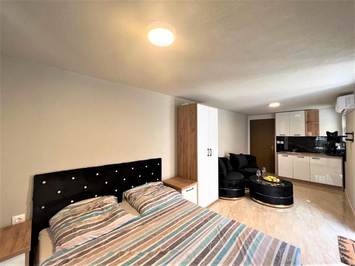 Apartments Melek Medulin Kültér fotó