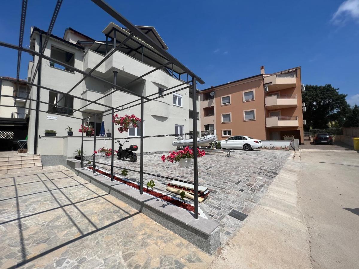 Apartments Melek Medulin Kültér fotó