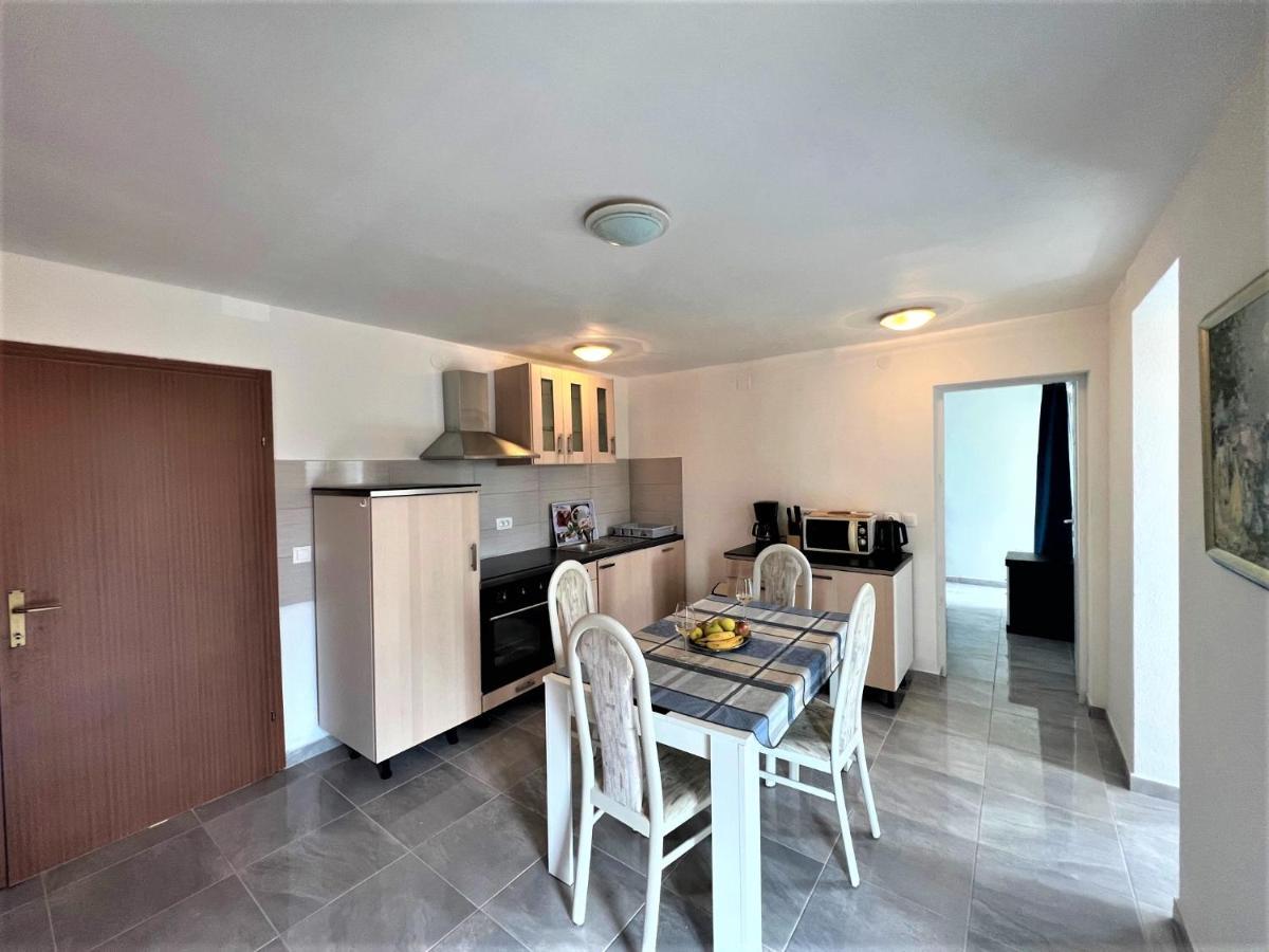 Apartments Melek Medulin Kültér fotó