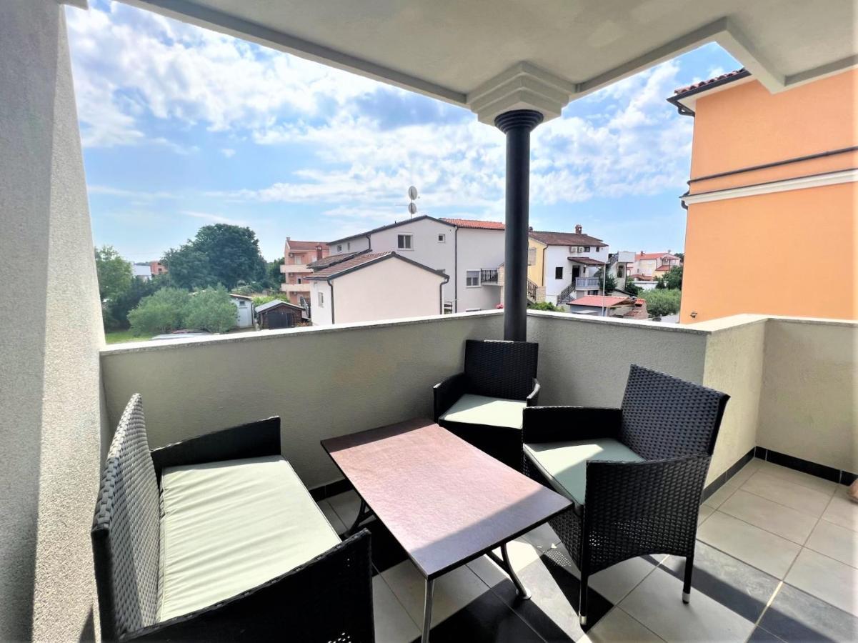 Apartments Melek Medulin Kültér fotó