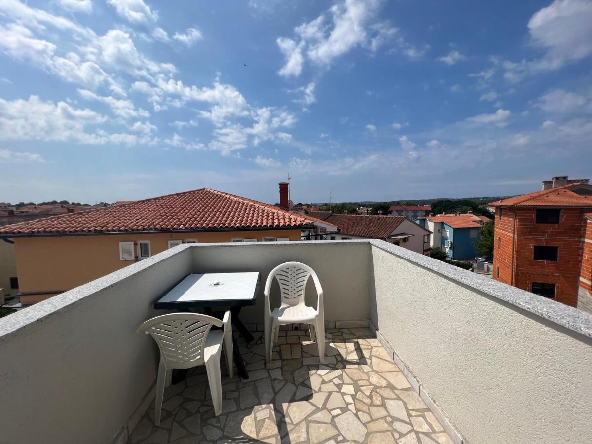 Apartments Melek Medulin Kültér fotó