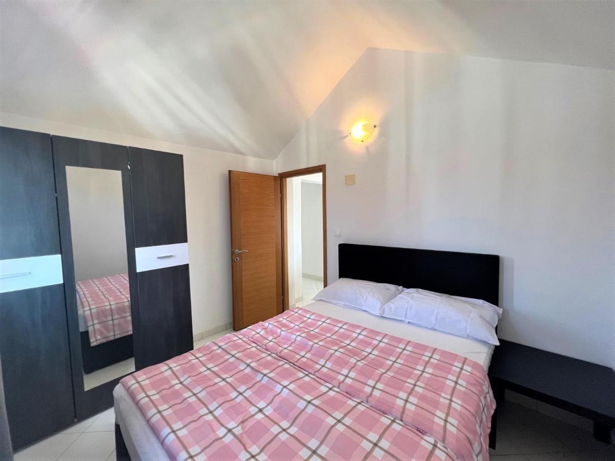 Apartments Melek Medulin Kültér fotó