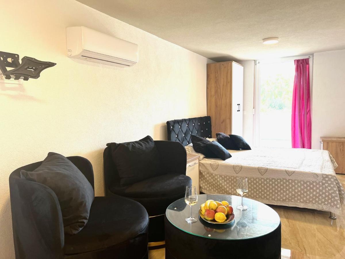 Apartments Melek Medulin Kültér fotó